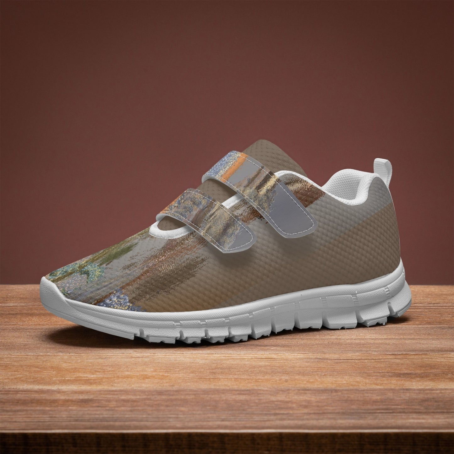 672. Kids Lightweight Velcro Sneaker BOJr design
